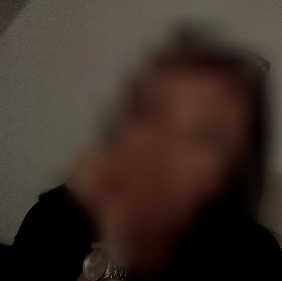 Isla, 30