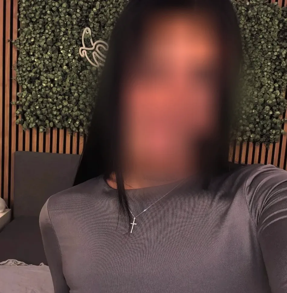 Leanne, 30