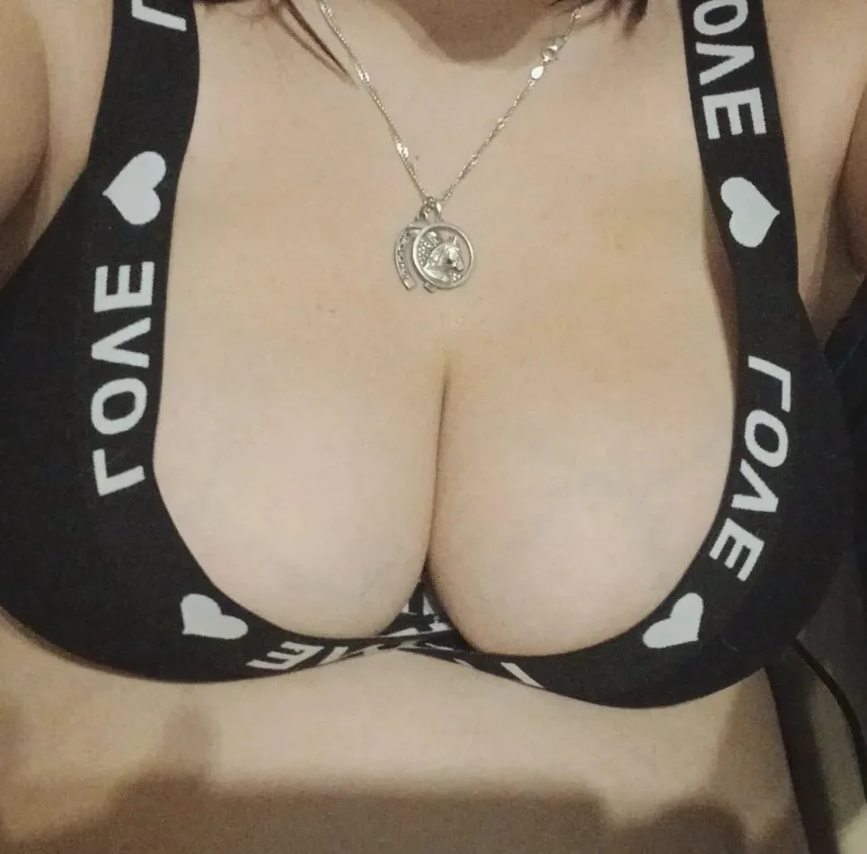 Lily, 26